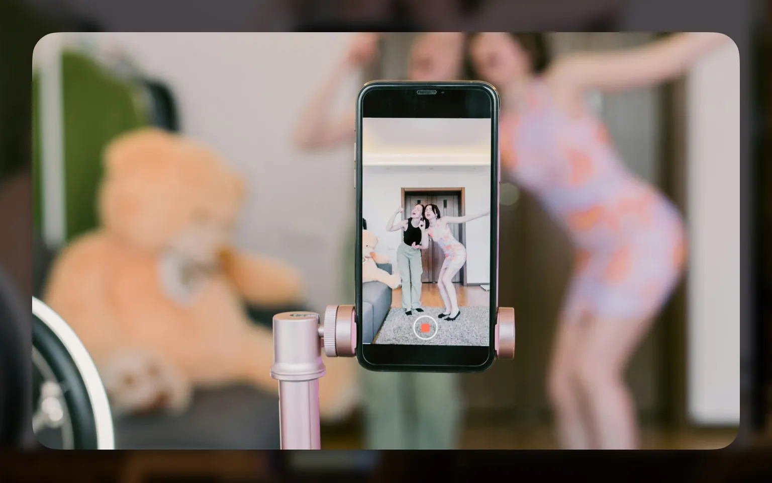 Instagram story ideas that make fans listen to your demo